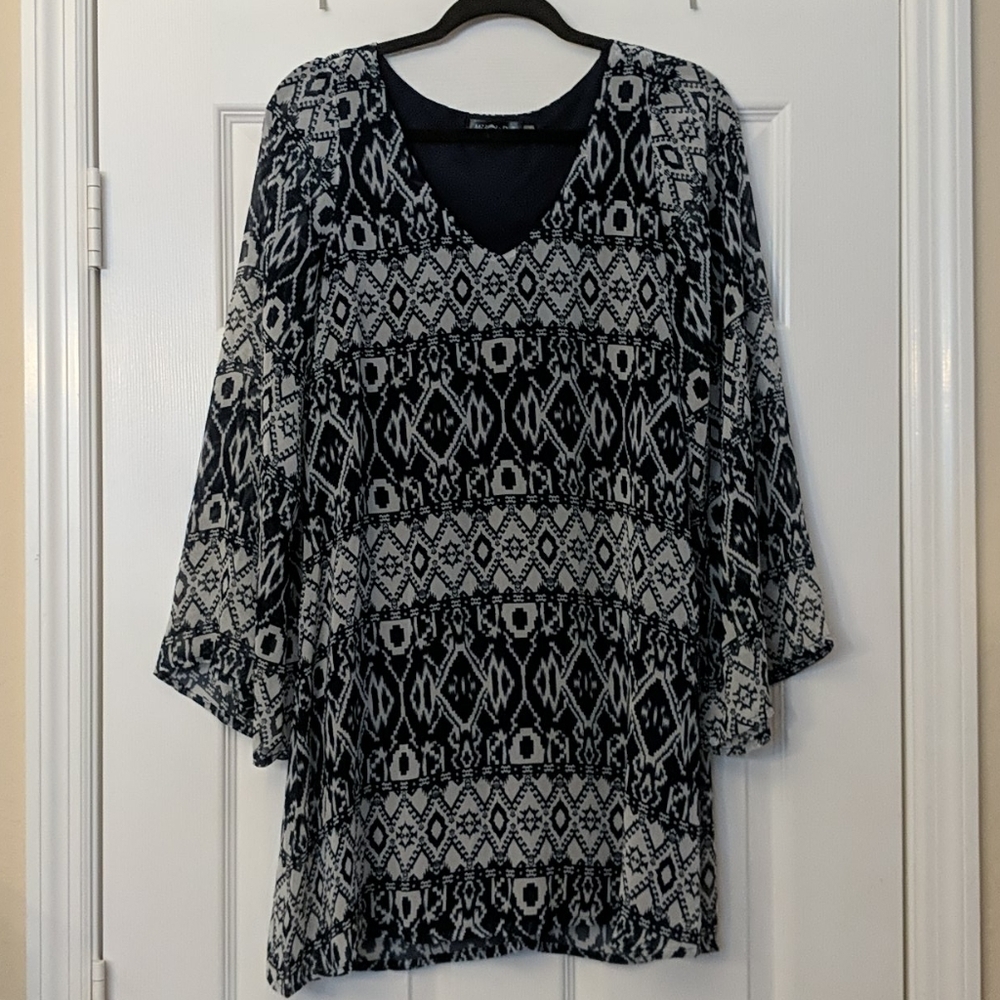 MIDNIGHT DOLL Flowy Cutout Back Dress